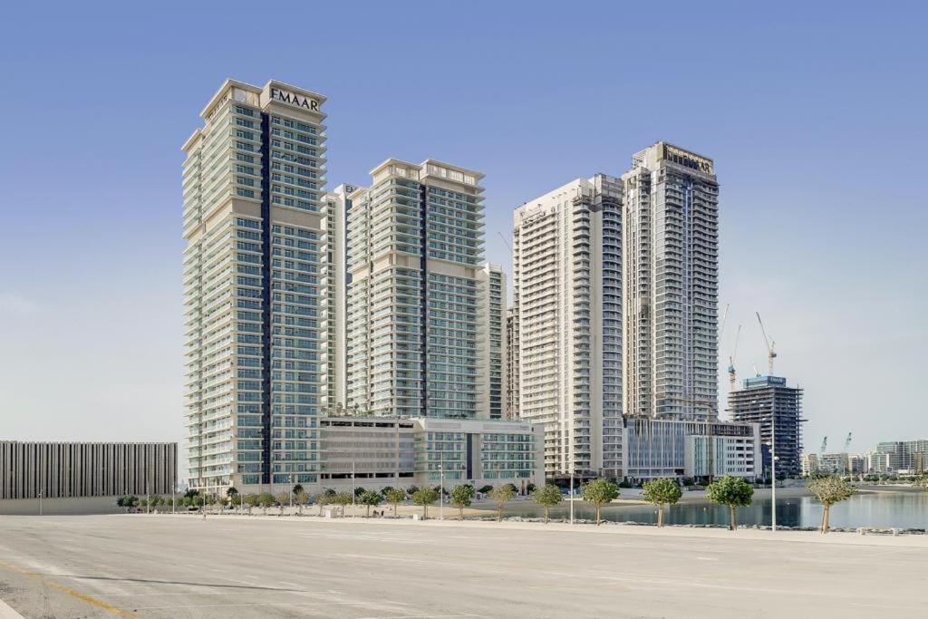 Lux Bnb I Sun Rise Bay I Palm & Sea View Apartment Dubai Exterior photo